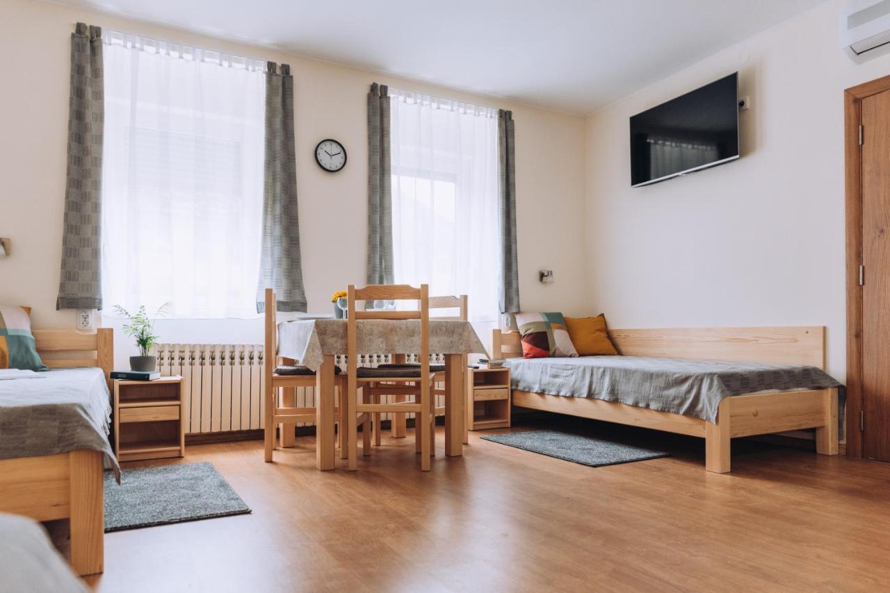Apartman Ady 6 Senta Exteriér fotografie