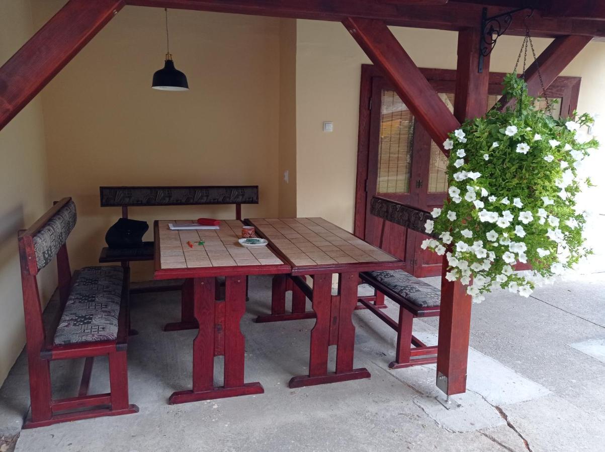 Apartman Ady 6 Senta Exteriér fotografie